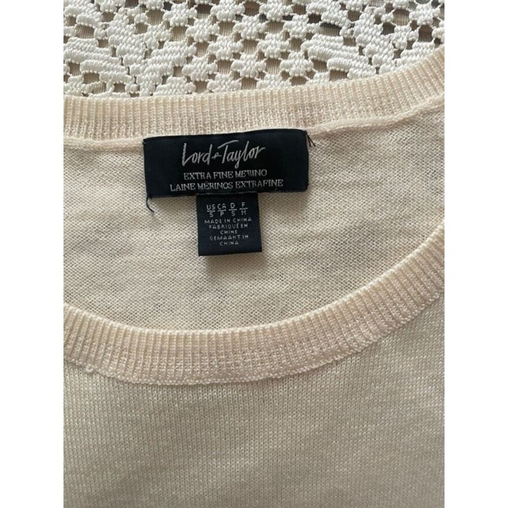 Lord & Taylor Crew Neck Merino Wool Small Sweater Old Money Classic Preppy - Picture 4 of 8